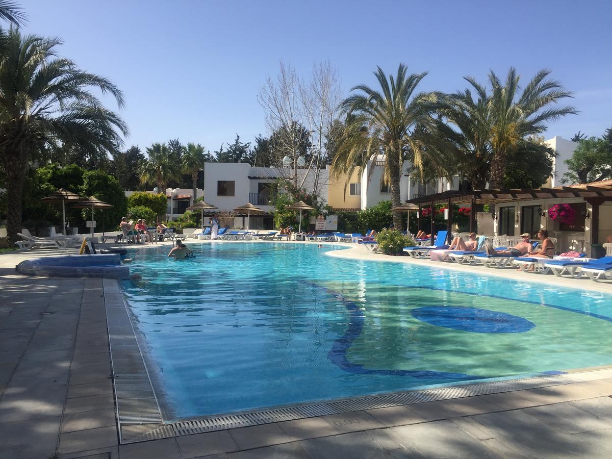 Paphos Gardens Apartment Екстериор снимка