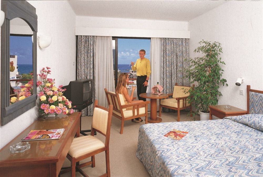 Paphos Gardens Apartment Екстериор снимка